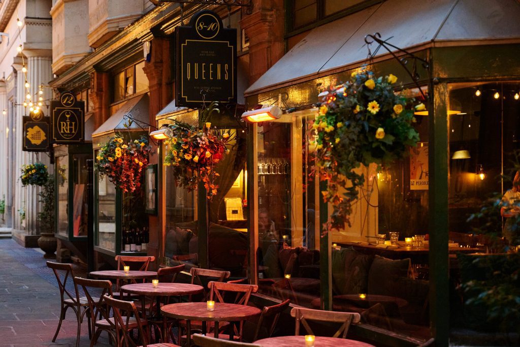 Cobbled Liverpool bar street lit up at night, an urban actor showreel filming location